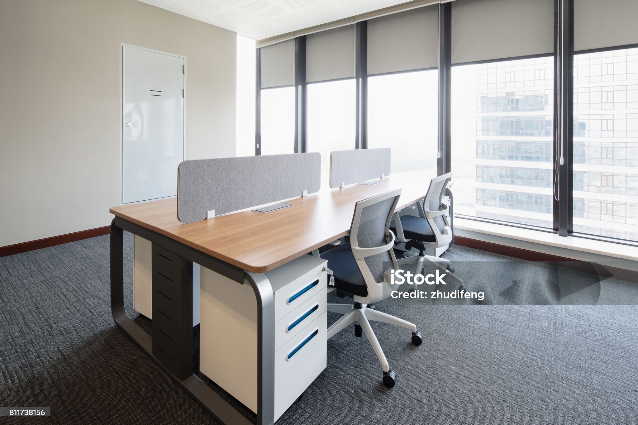 design and decoration in modern office